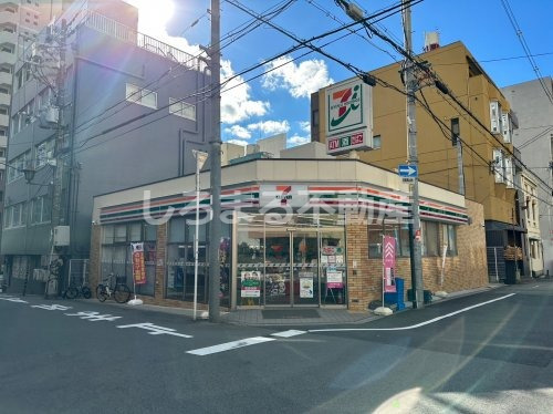 コンビニ　セブンイレブン 大阪安堂寺町1丁目店（コンビニ）まで106m