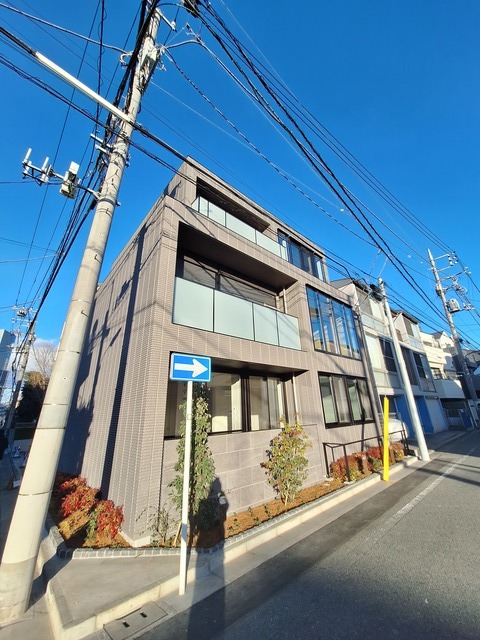 建物外観　耐震耐火に優れた旭化成へーベルメゾン