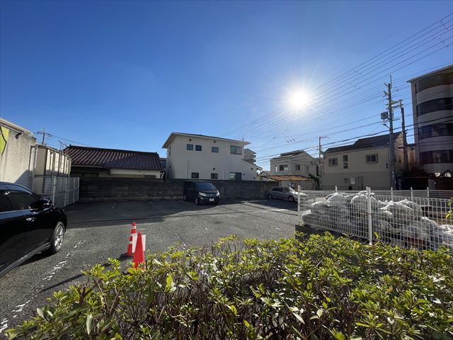 駐車場　駐車場