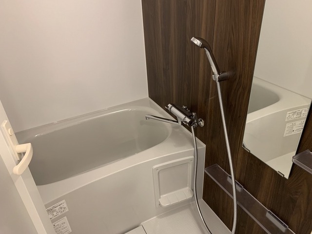 バス・シャワールーム　バス