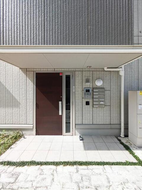 エントランス　出入口