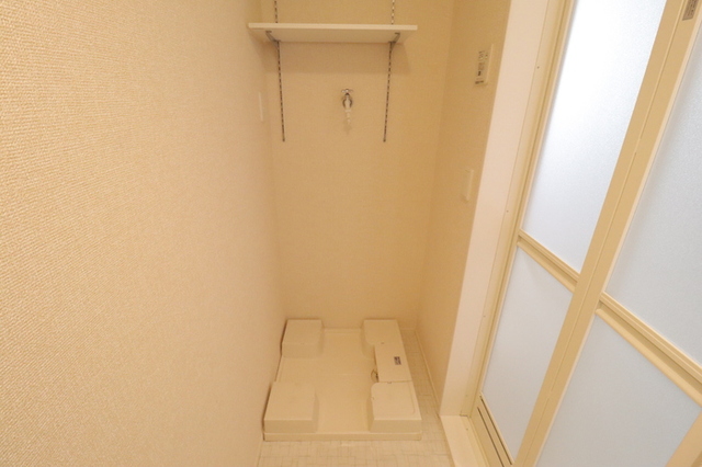 洗面設備　室内洗濯機置場