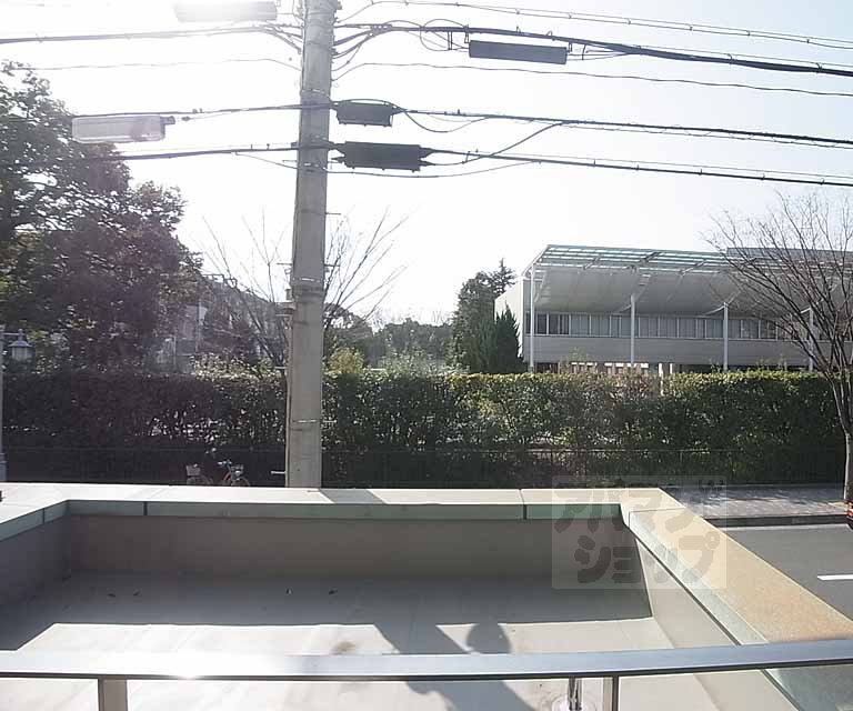 バルコニー　バルコニ