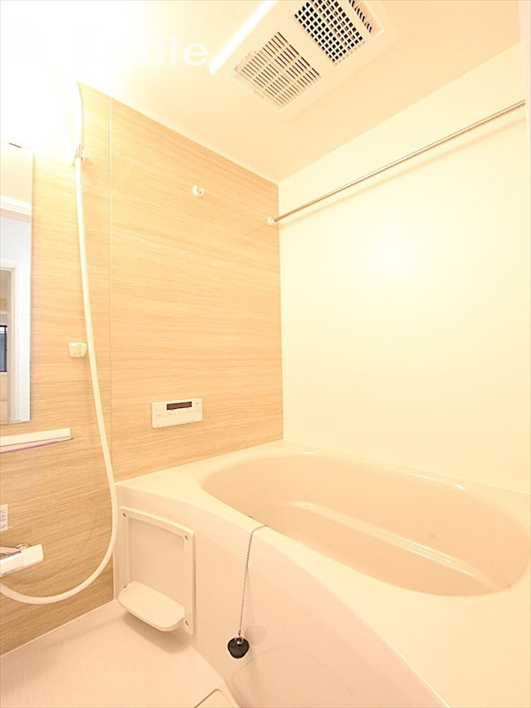 バス・シャワールーム　バスルーム