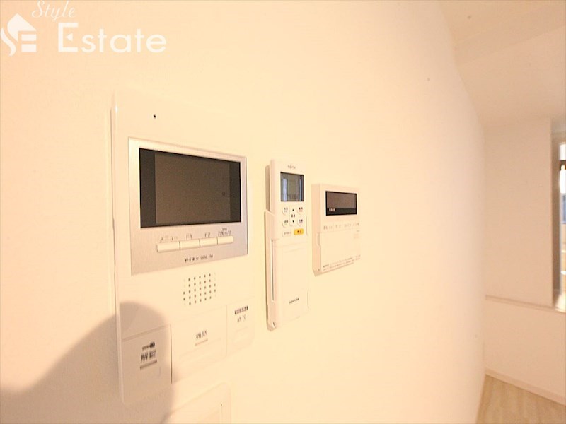 セキュリティ　モニター付きインターホン