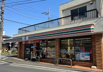 コンビニ　セブン-イレブン 横浜上菅田町店（コンビニ）まで723m
