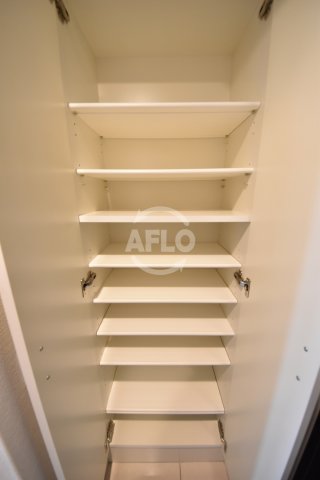 収納　Dimus北堀江（ディームス北堀江）　シューズボックス