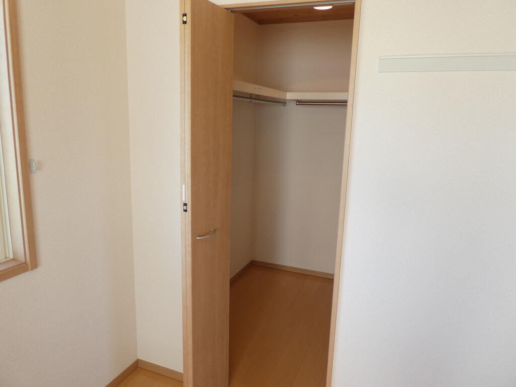 収納　広々ウォークインクローゼット★