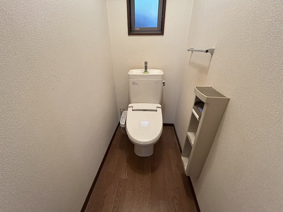 トイレ　※別部屋の写真です