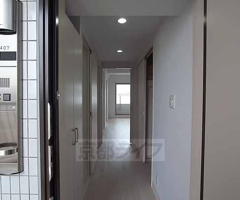 その他部屋・スペース　リビングへと続きます