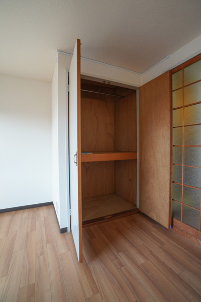 収納　同じ建物の別の部屋