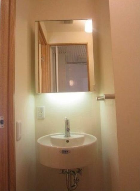 洗面設備　※他号室参考写真