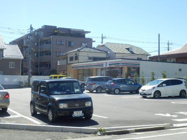 コンビニ　セブンイレブン蕨中央2丁目店（コンビニ）まで234m