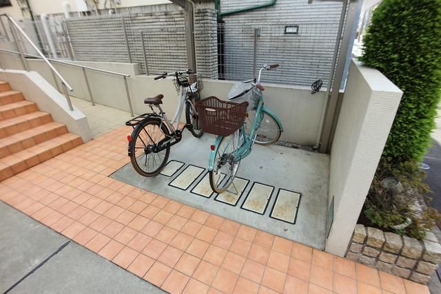 その他　★駐輪場★