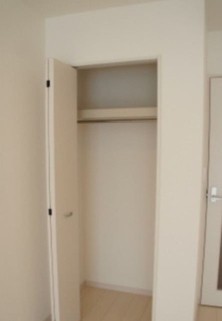 収納　クローゼット