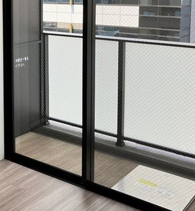 バルコニー　【女性のお一人暮らしでも安心のセキュリティ♪】住環境良好！