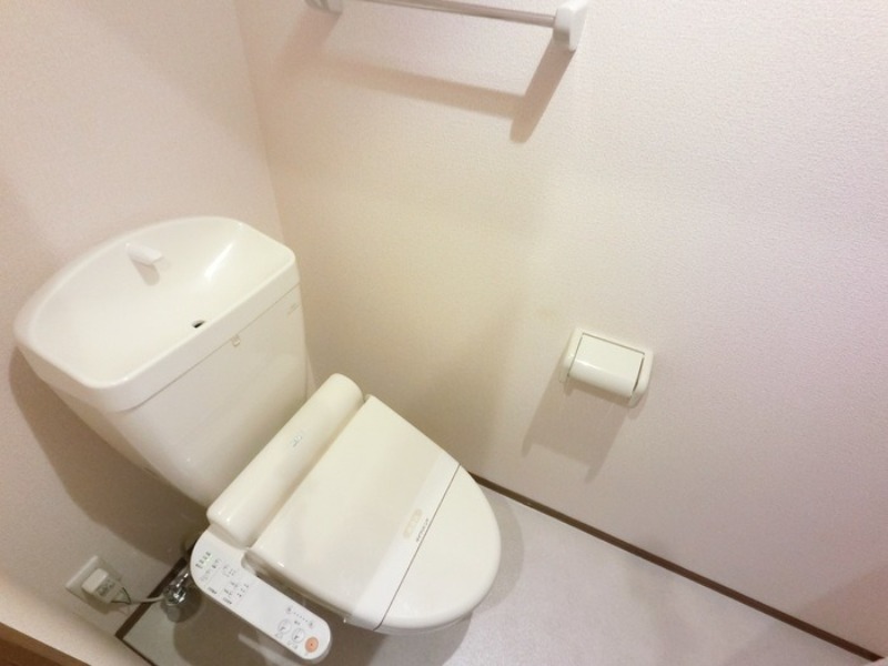 トイレ　図面と現状に相違がある場合には現状を優先