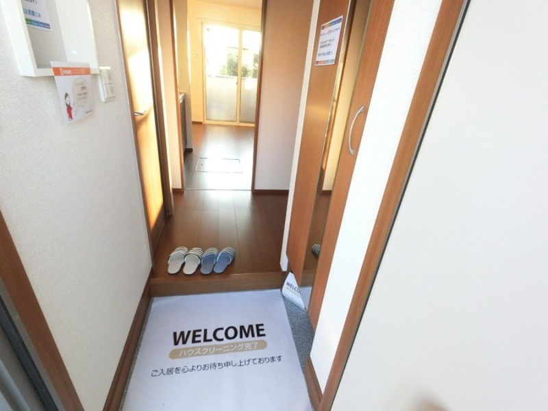 玄関　図面と現状に相違がある場合には現状を優先