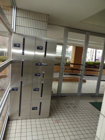 セキュリティ　玄関はオートロック
