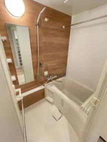 バス・シャワールーム　※別部屋参考写真