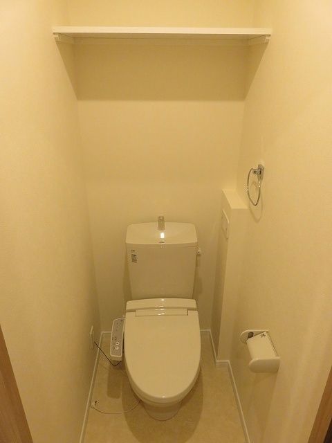 トイレ　反転タイプ