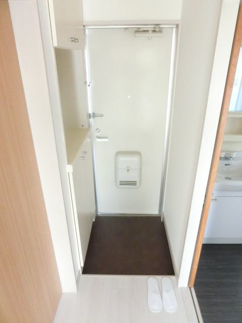 玄関　シューズボックス付きの玄関です！