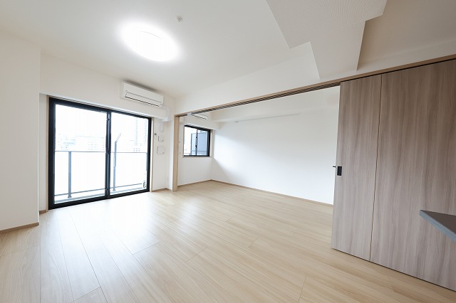 居室・リビング　内観