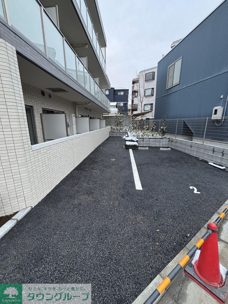 駐車場　バルコニー