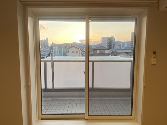 バルコニー　※別号室のお写真です