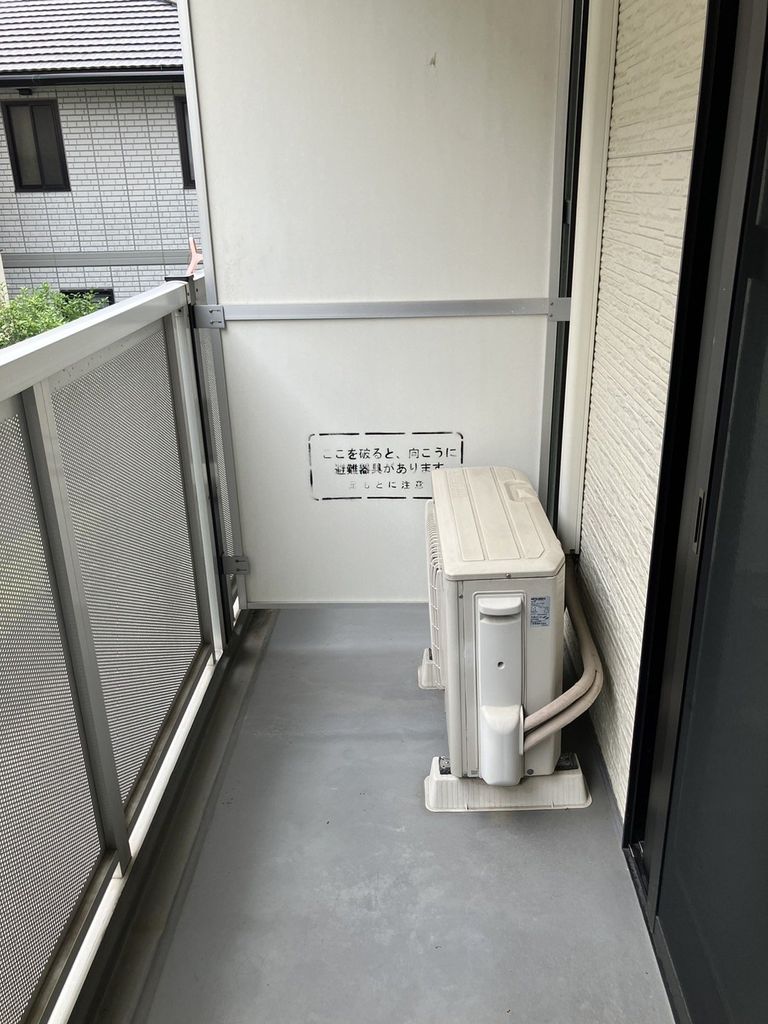 バルコニー　バルコニ