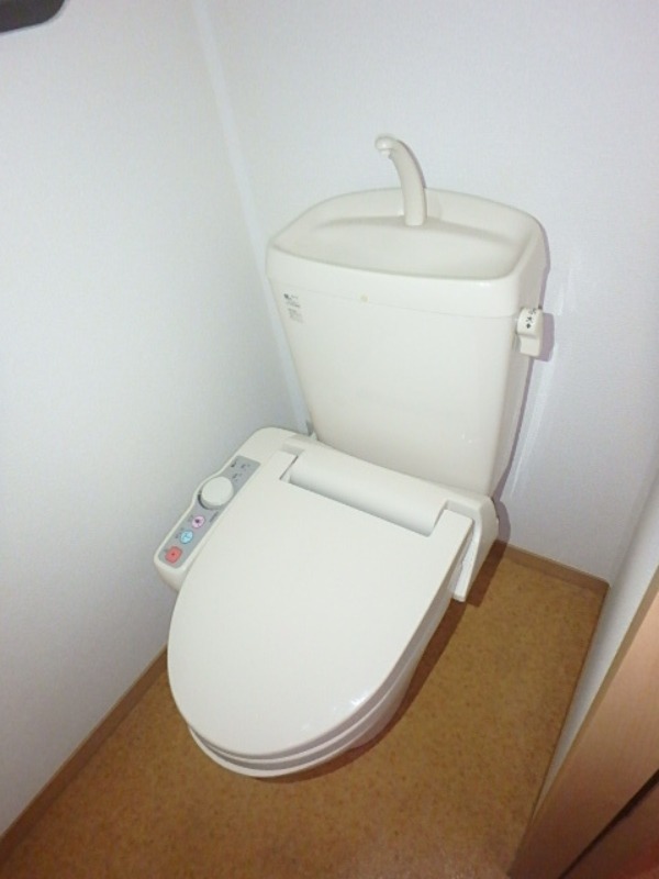 トイレ　図面と現状に相違がある場合には現状を優先