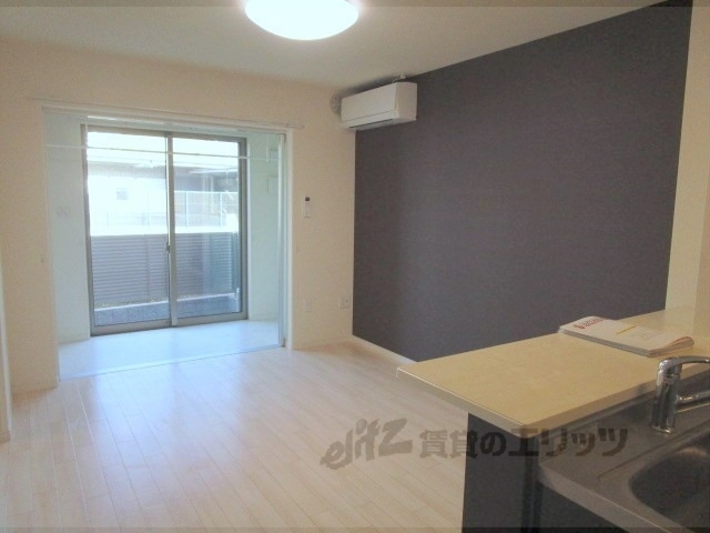 居室・リビング　リビング