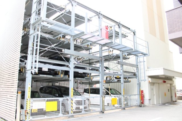 駐車場　立体駐車場