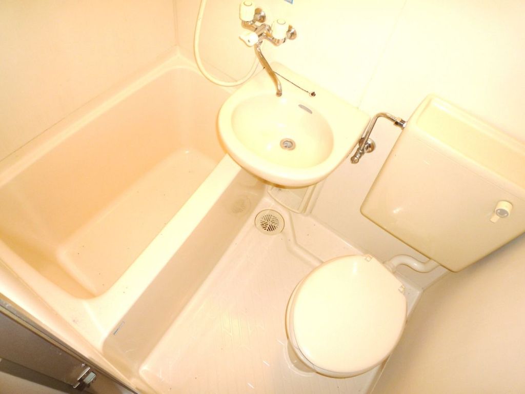 バス・シャワールーム　同一タイプ