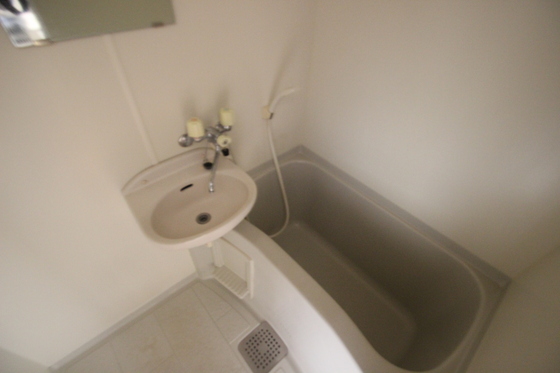 バス・シャワールーム　※別号室の写真使用
