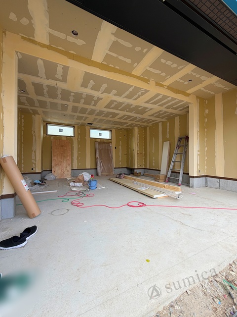 駐車場　新築ガレージハウス