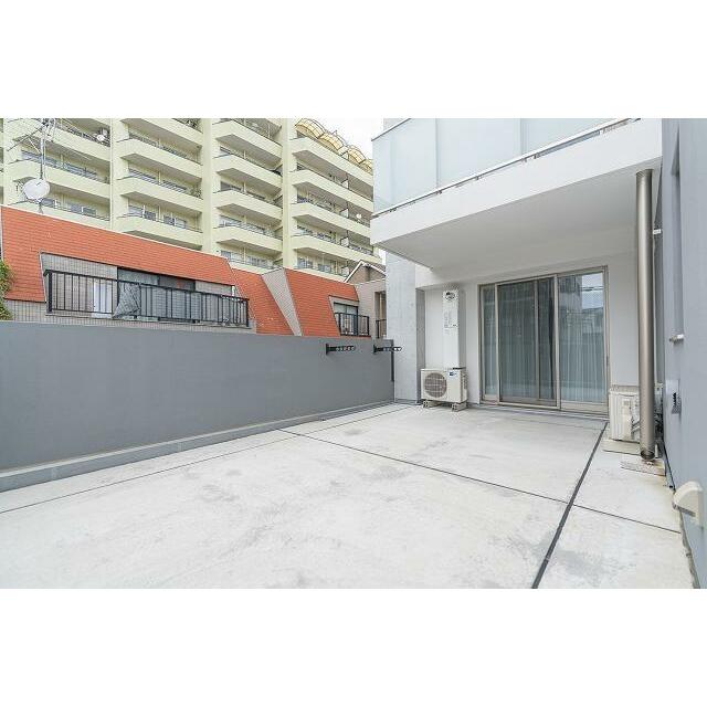 バルコニー　バルコニー