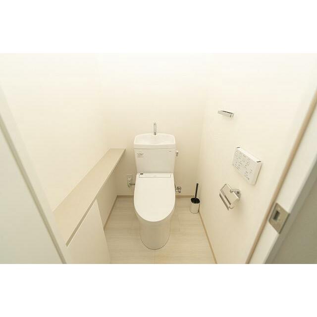 トイレ　トイレ