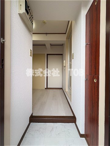 玄関　※別号室参考写真※