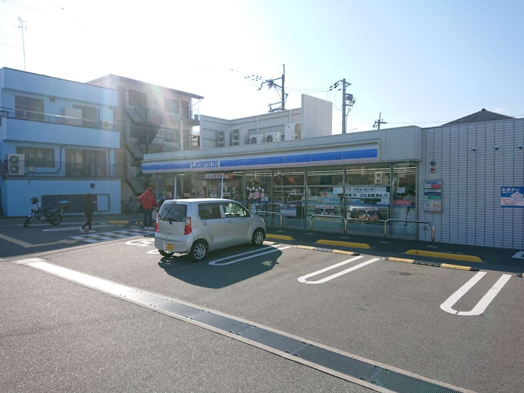 コンビニ　ローソン 伊丹山田五丁目店（コンビニ）まで800m