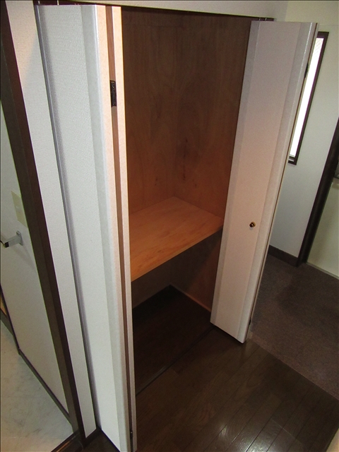 その他設備　廊下収納あり