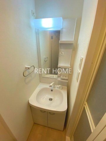 洗面設備　シャンプードレッサー