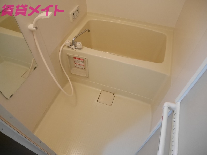 バス・シャワールーム　別部屋参考写真です。