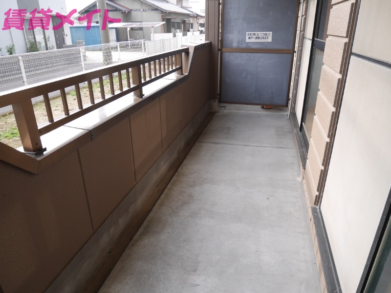 バルコニー　別部屋参考写真です。