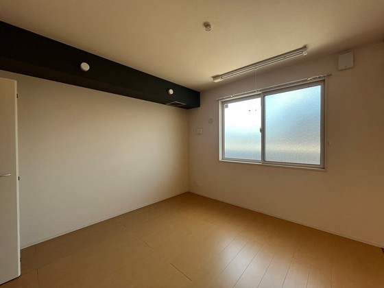 玄関　※掲載写真は同マンション別部屋参考写真となります。