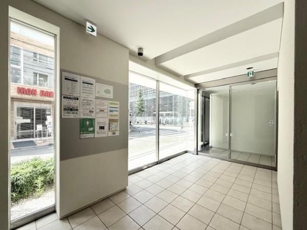 ロビー　落ち着いたロビーです