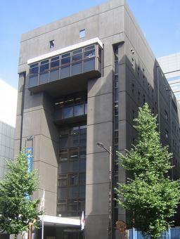 警察署・交番　神田警察署（警察署・交番）まで194m