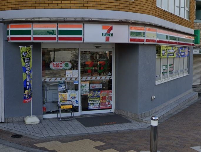 コンビニ　セブンイレブン 世田谷代田駅前店（コンビニ）まで280m