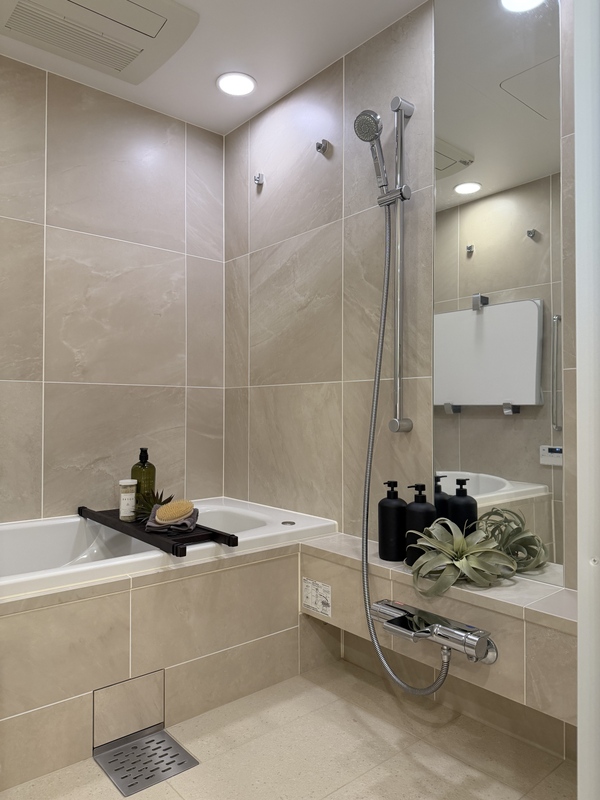 バス・シャワールーム　バス