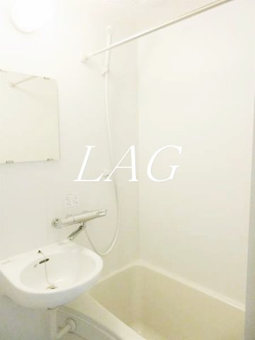 バス・シャワールーム　お風呂です。